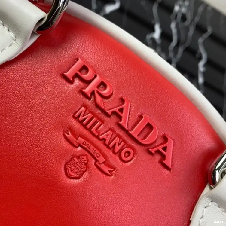 19B57B0065 Prada Bags 0710